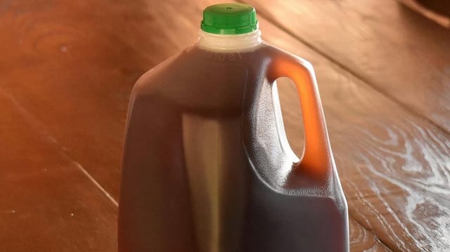 Sweet or Unsweetened Tea (1 Gallon).